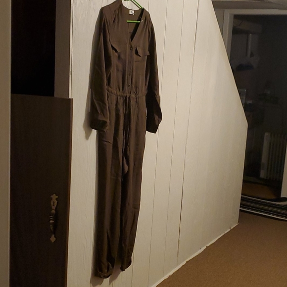 Jumpsuit - Picture 4 of 5